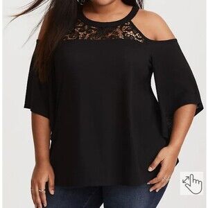 NWT Torrid Knit Jersey Crew Neck Lace Cold Shoulder Top